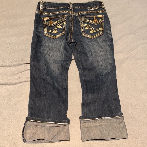 Capris! - Picture 2 of 2